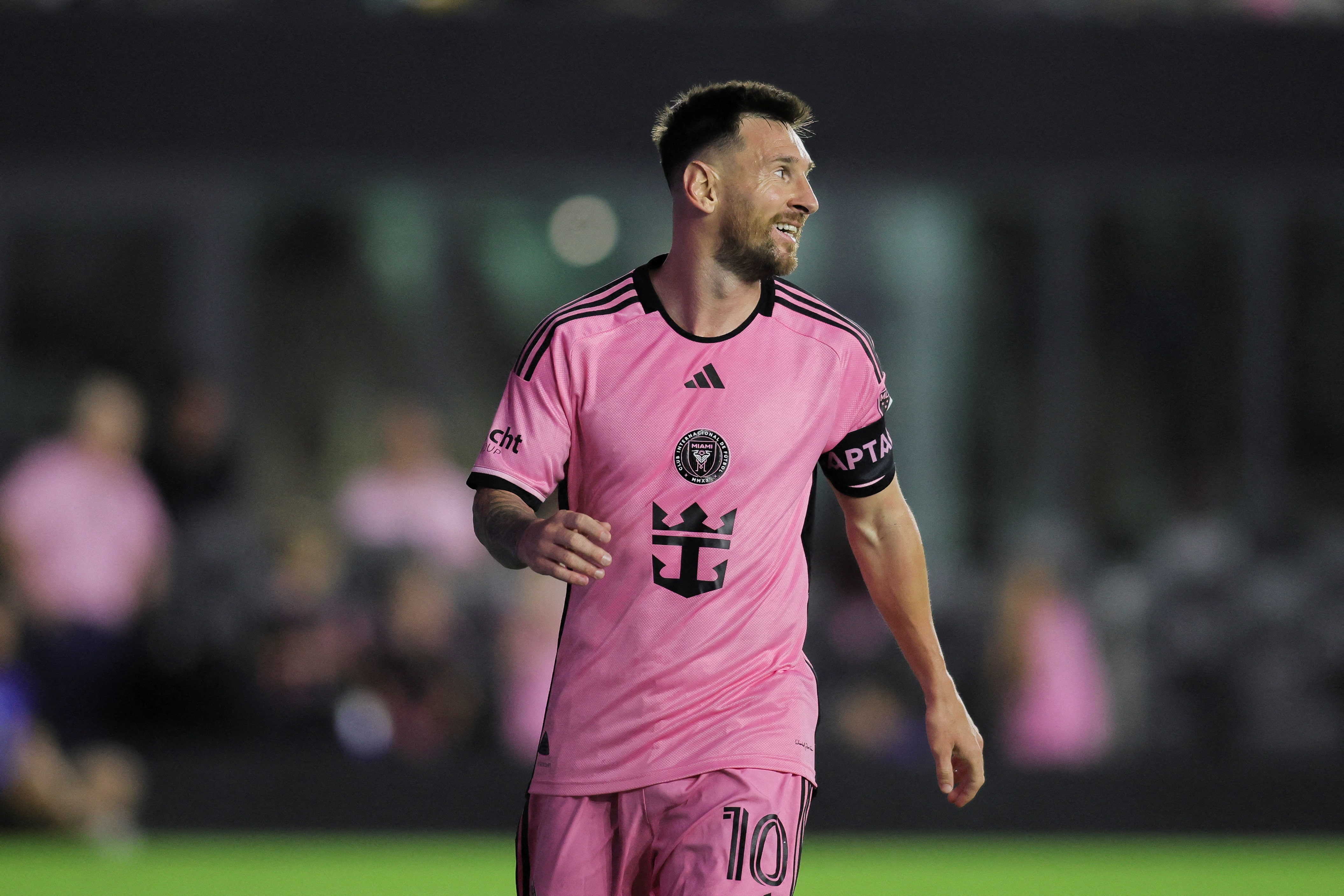 messi full picture 0025