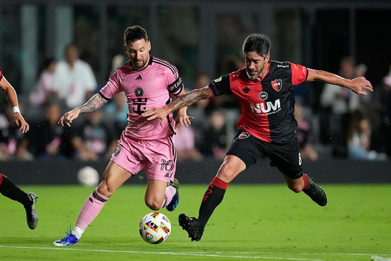 messi full picture 0039