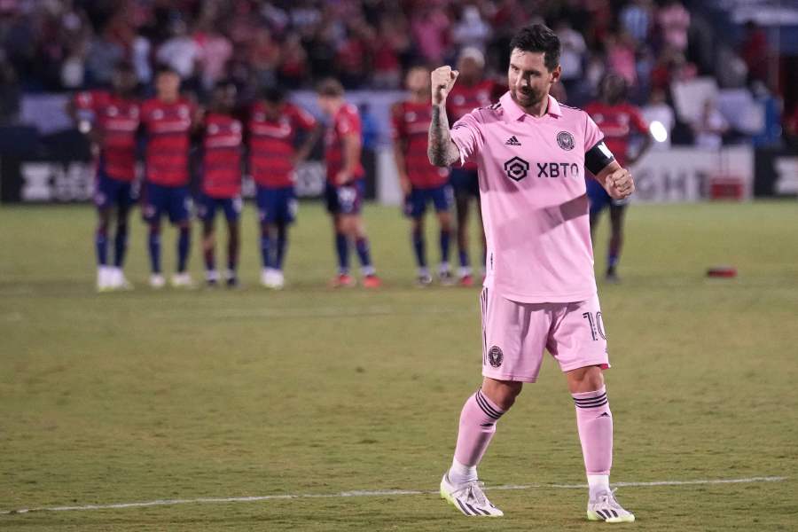 messi full picture 0048
