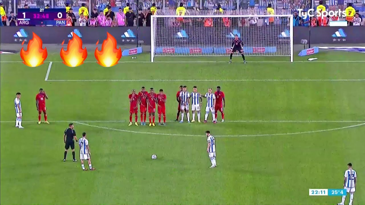 messi gif free-kick 0049