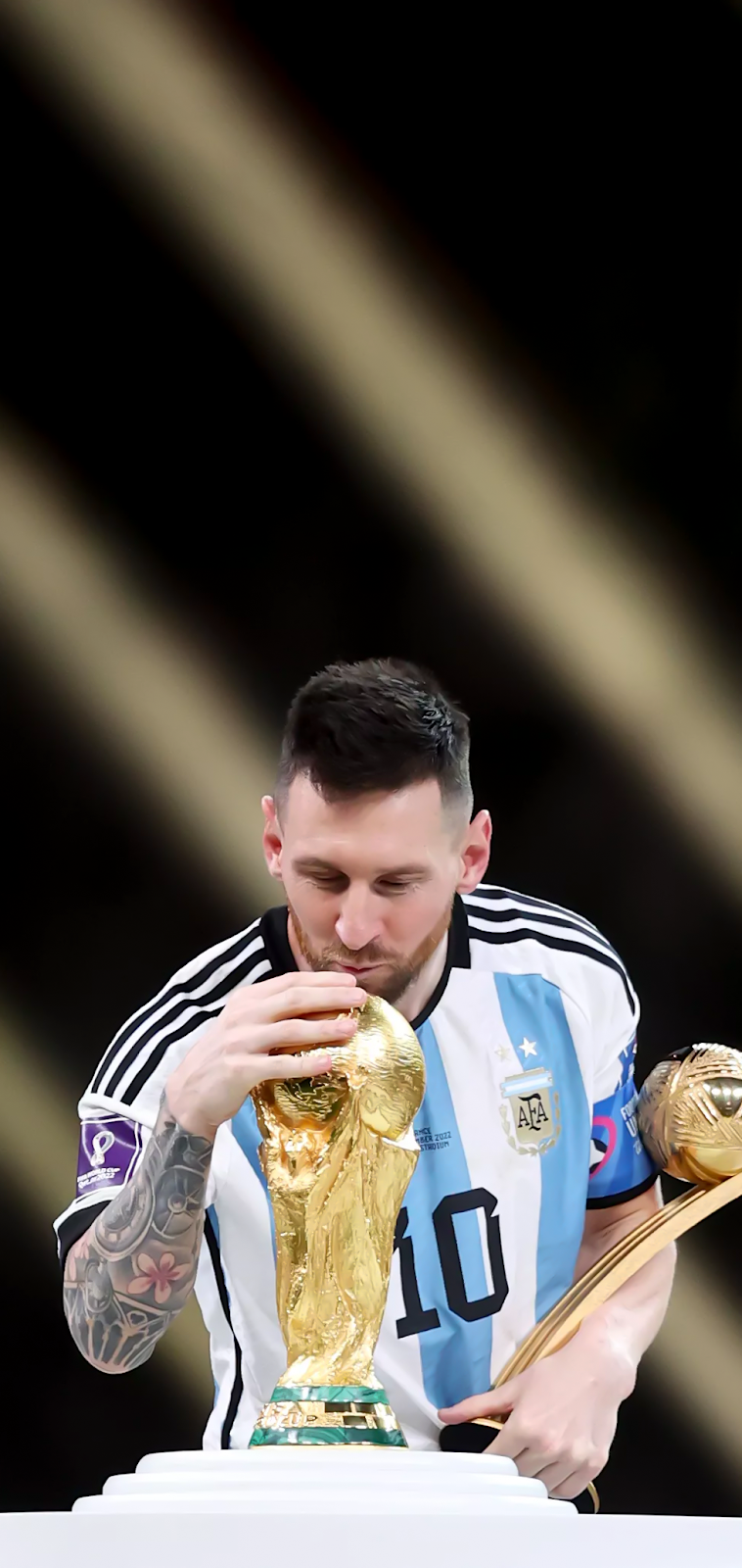messi kiss world cup 0017