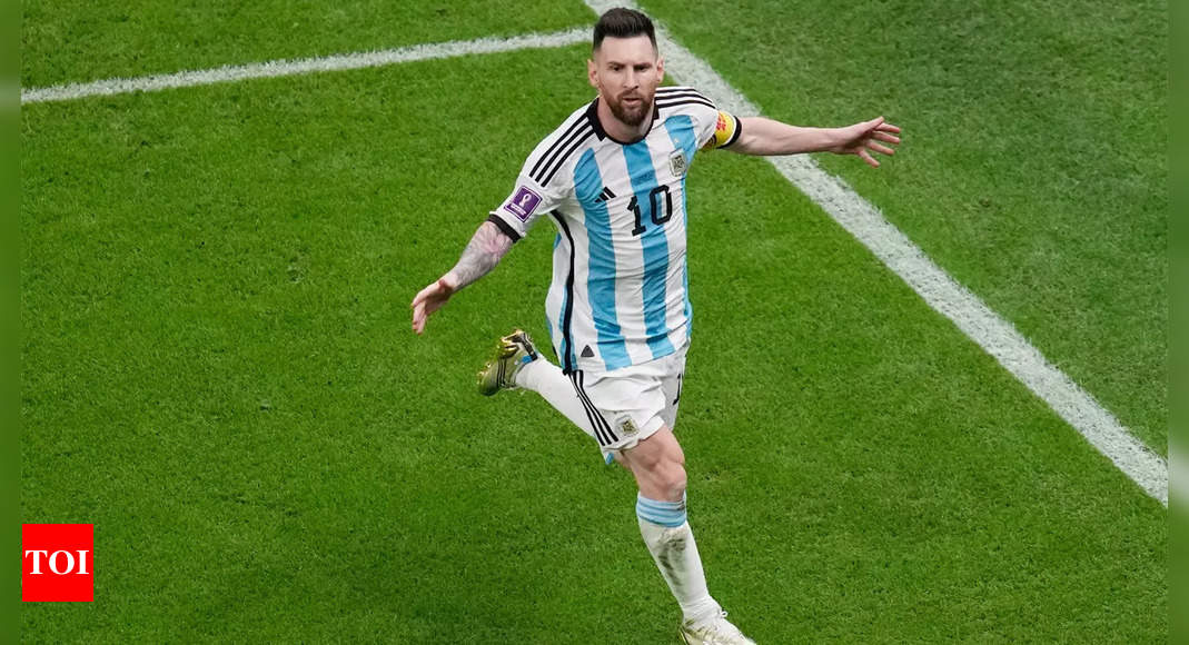 messi kiss world cup 0020