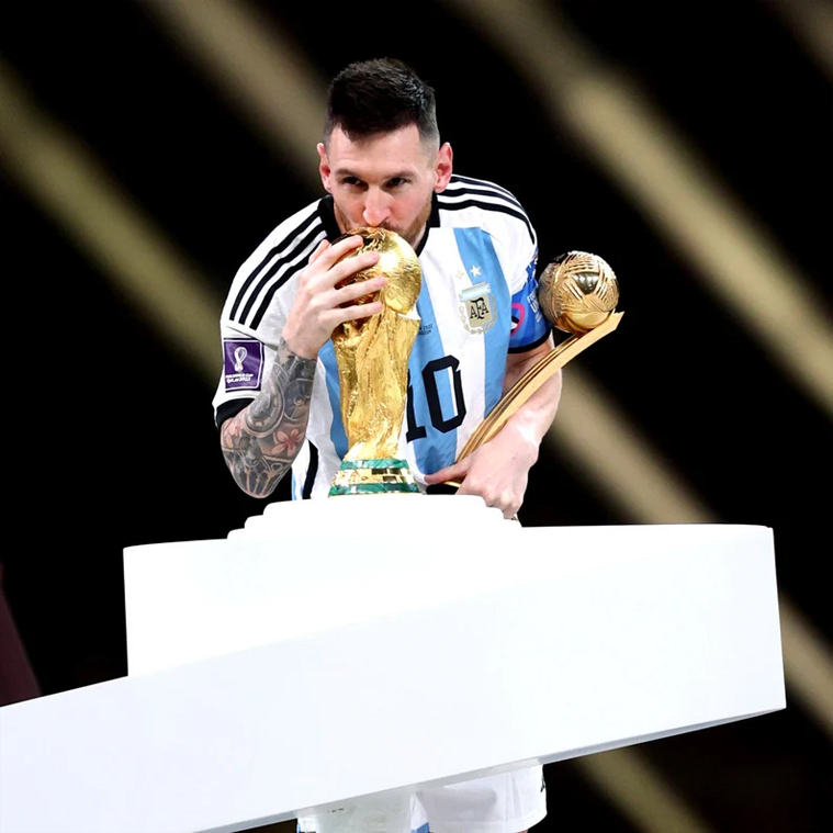 messi kiss world cup 0021