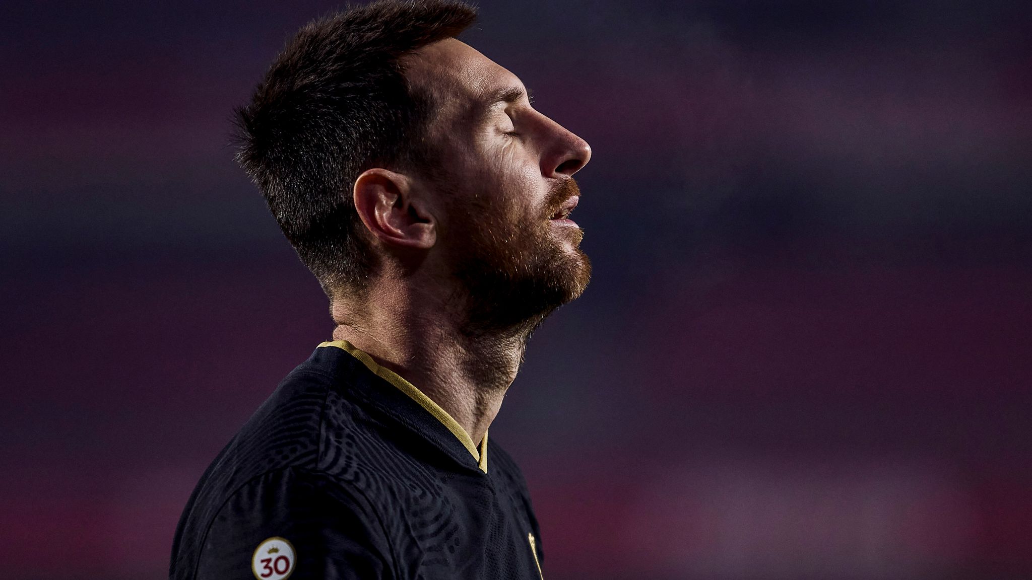 Messi left profile shot