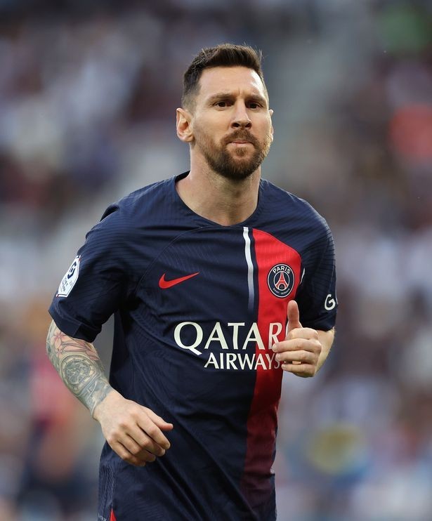 messi ronaldo pic