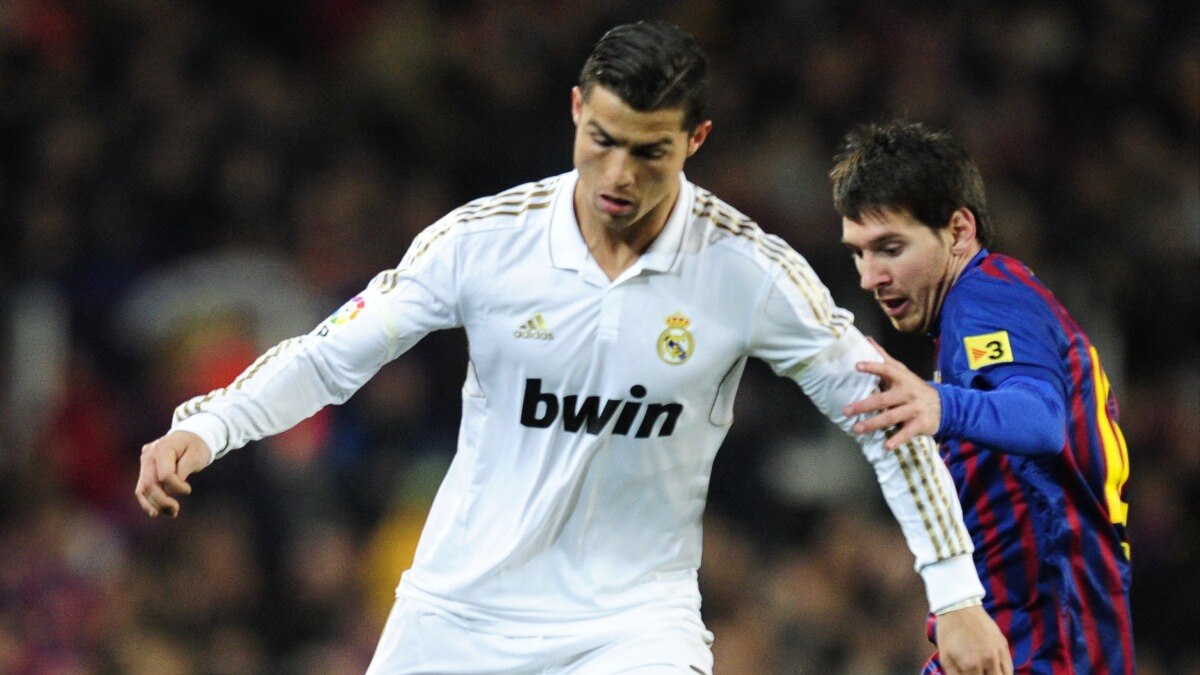 Messi Ronaldo smiling together
