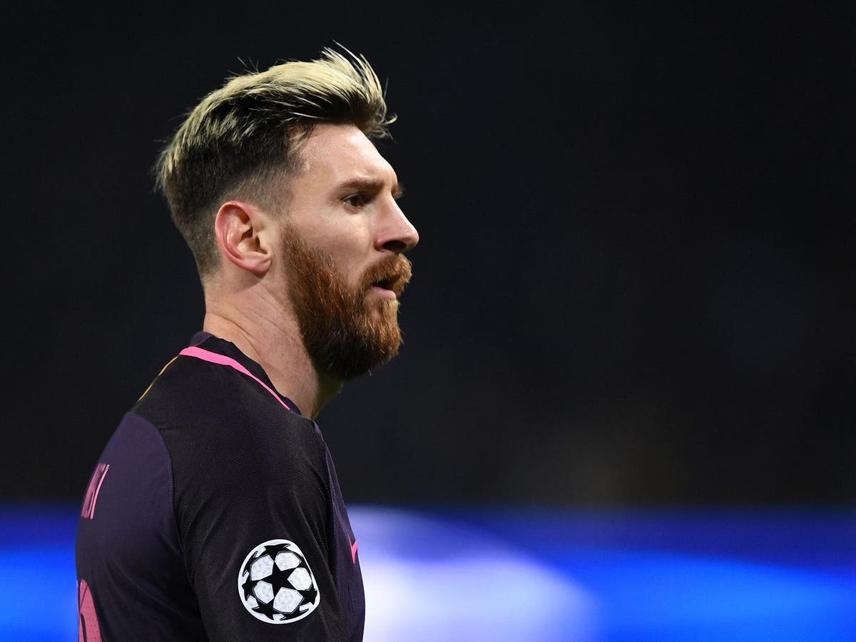Messi side view art