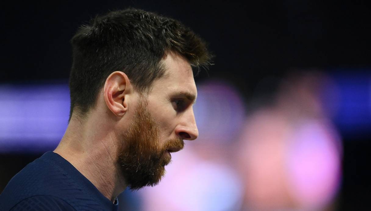 messi side view 0018