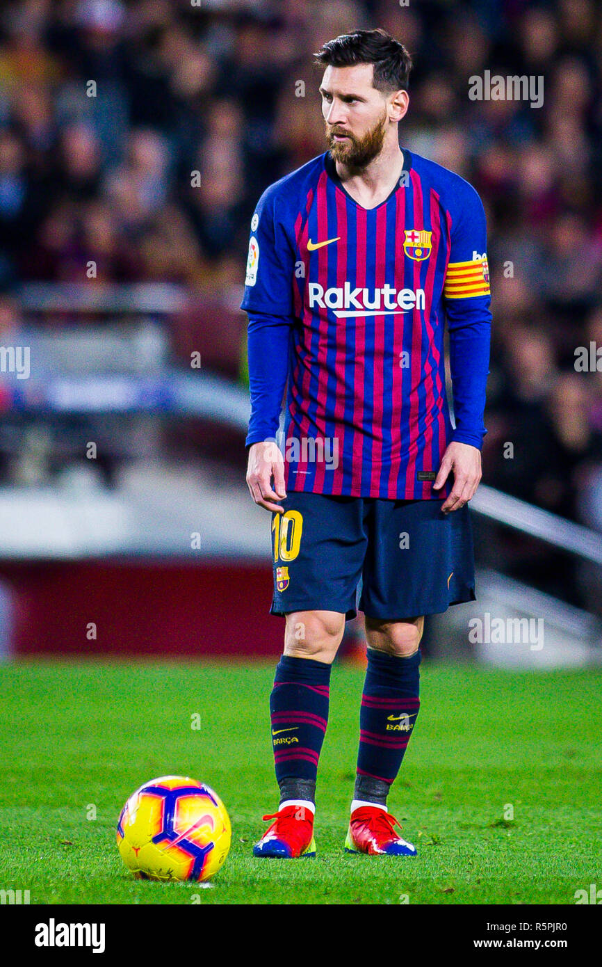 messi stunning free kick