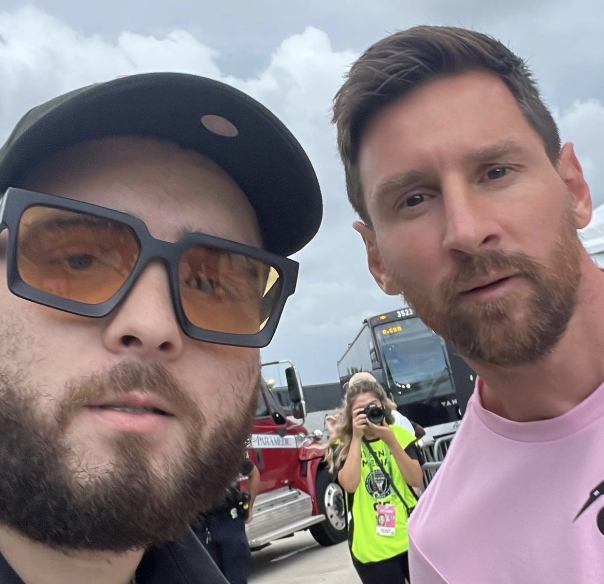 messi taking picture with fan 0026