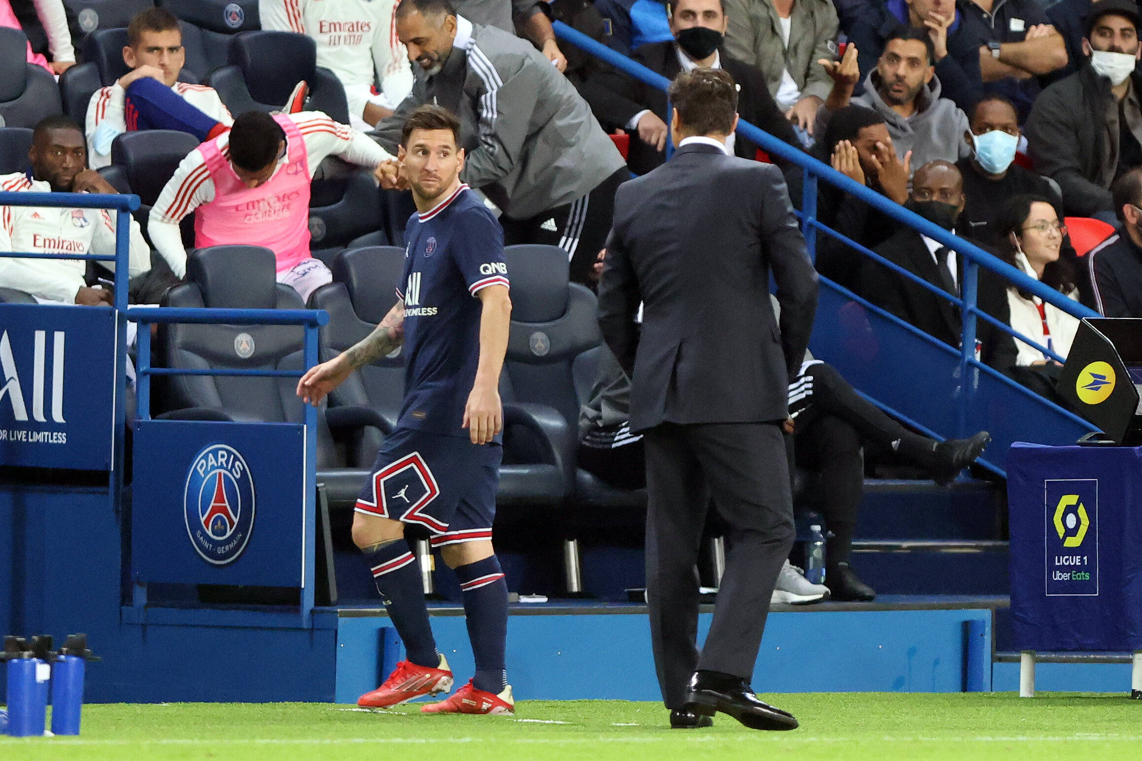 messi taking picture with fan 0057