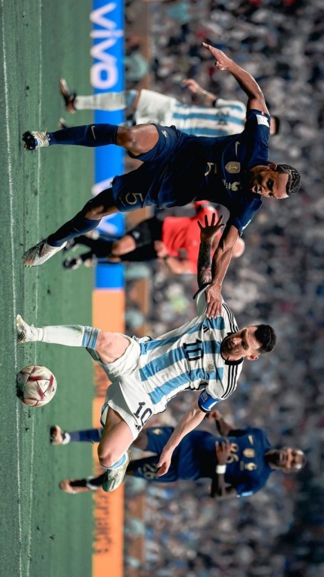messi vs arsenal 0049