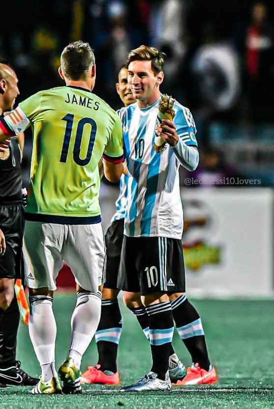 messi vs arsenal 0064