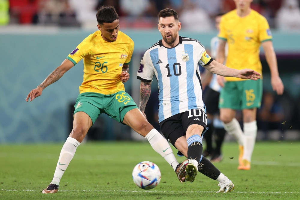 messi vs australia 0024