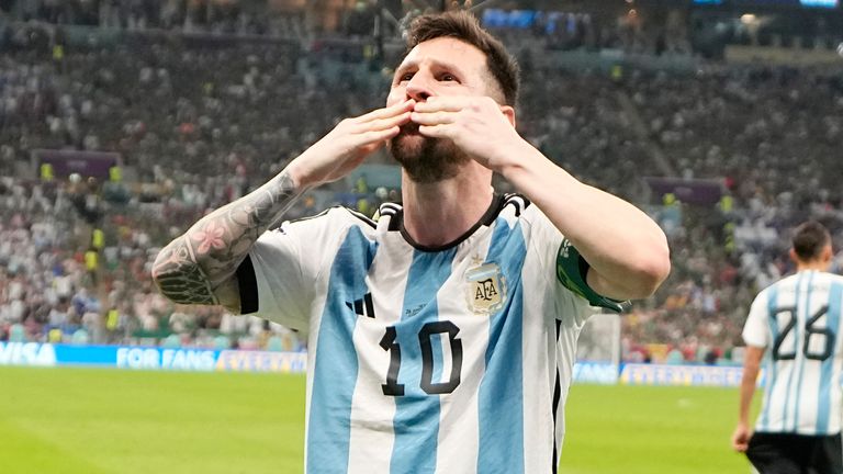 messi vs mexico 0014
