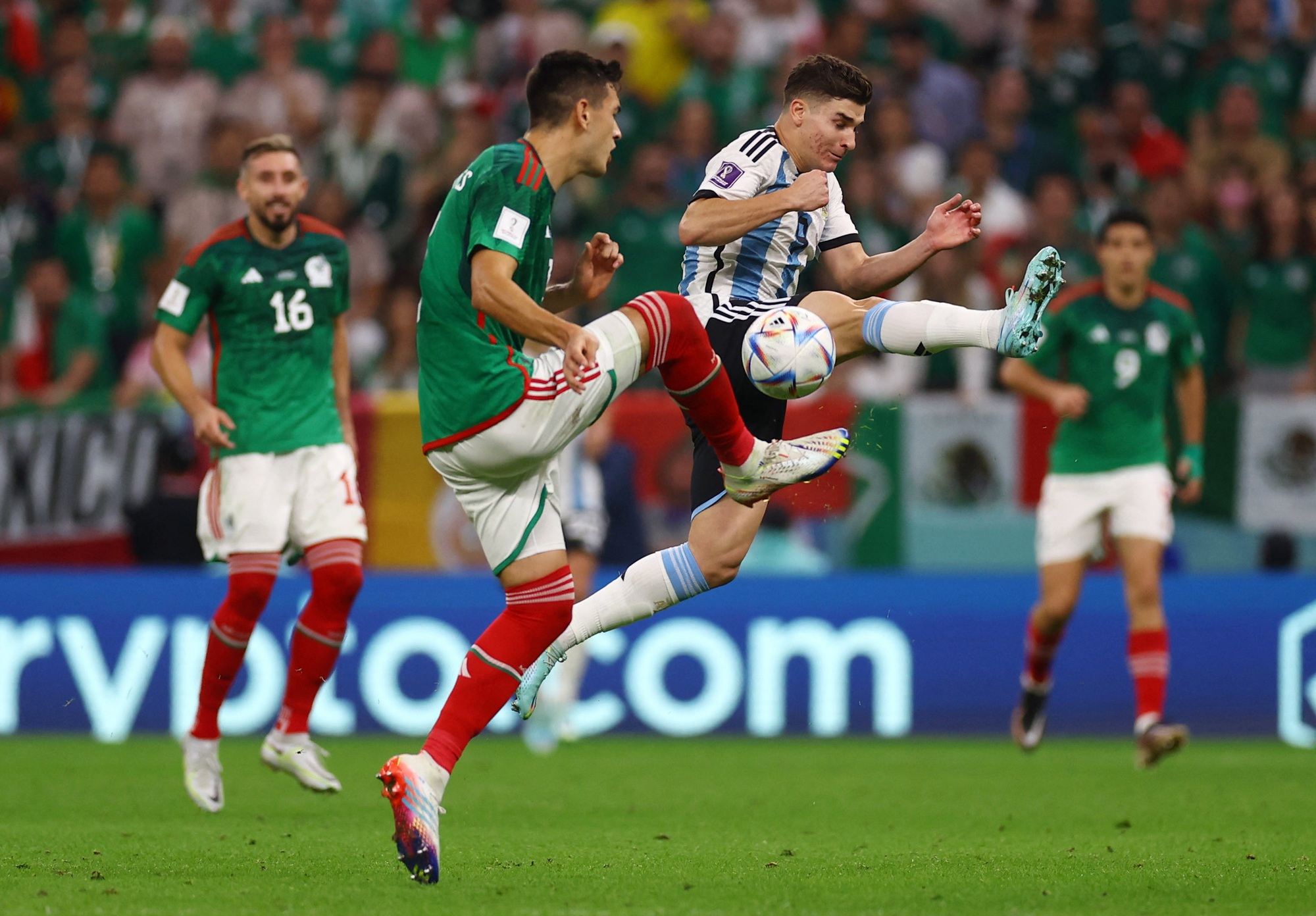 messi vs mexico 0038