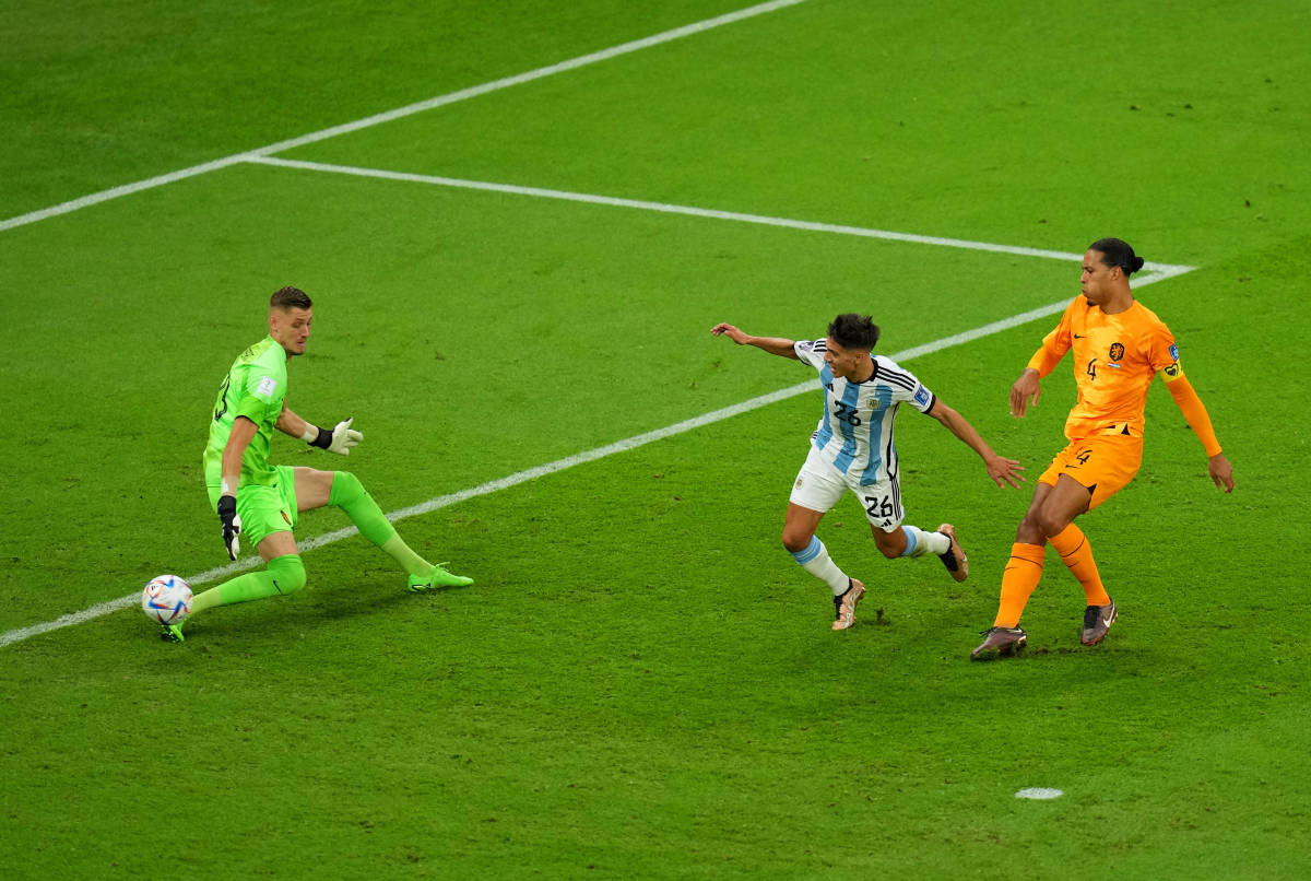 messi vs netherlands pic 0043