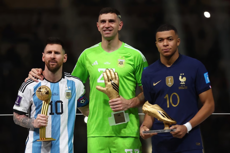 Messi vs Ronaldo comparisons