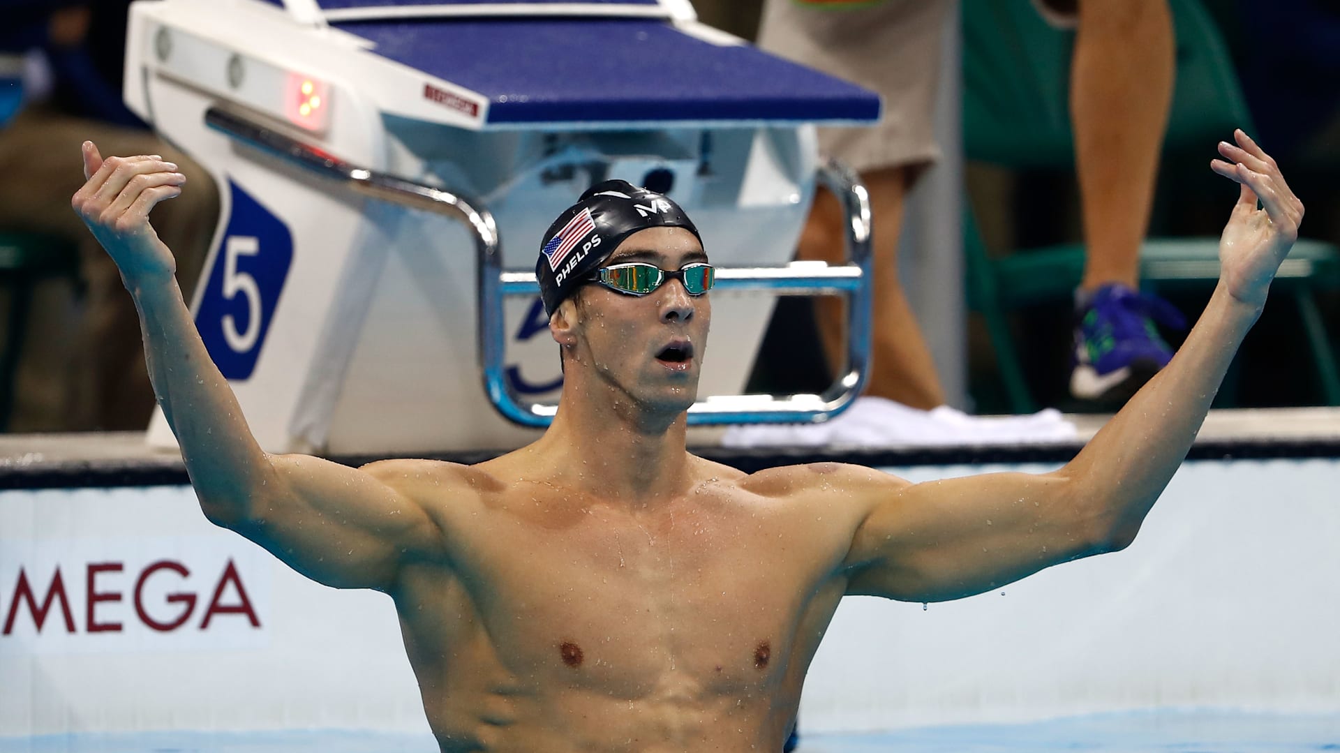 Michael Phelps swimming photos