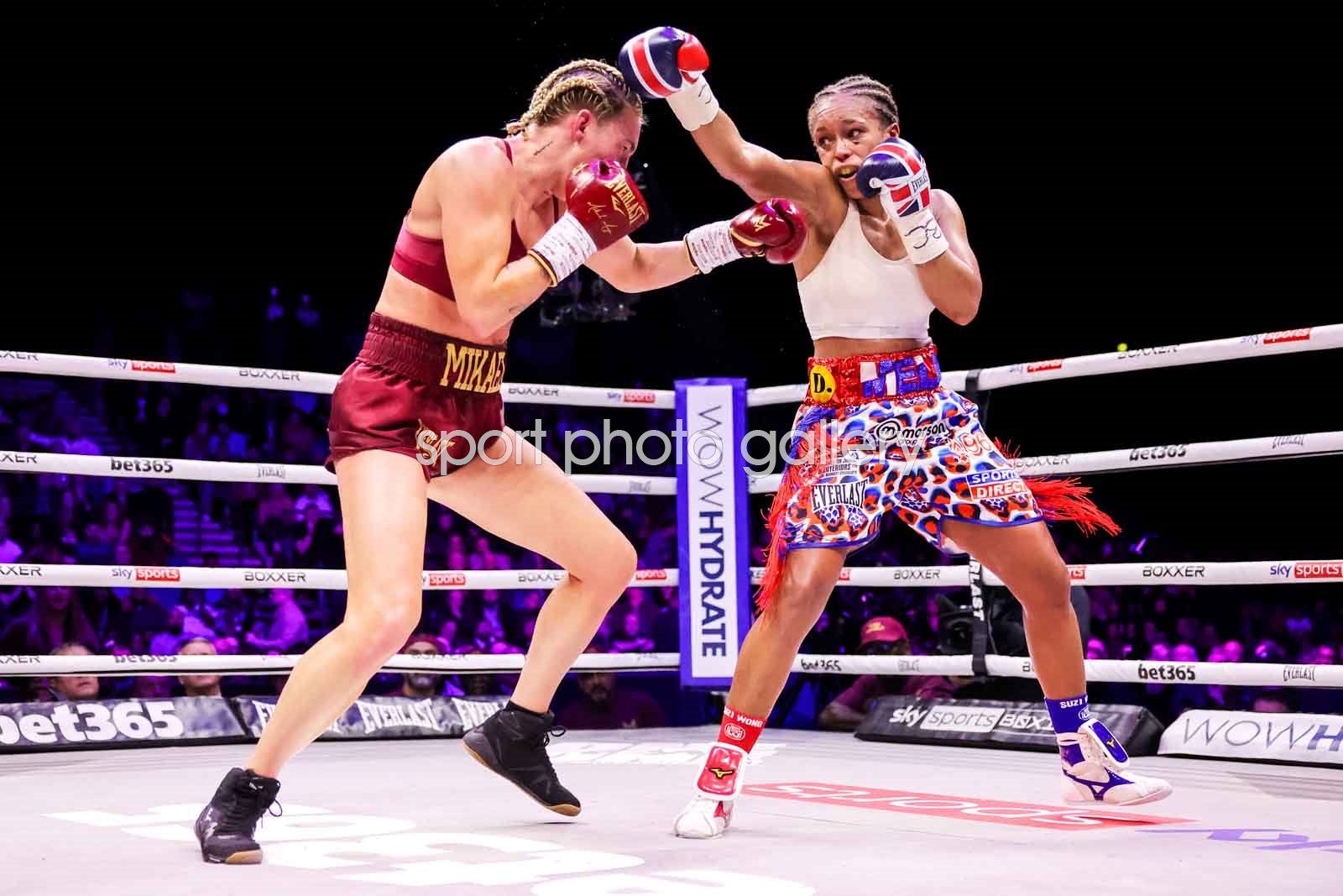 mikaela mayer vs natasha jonas 0012