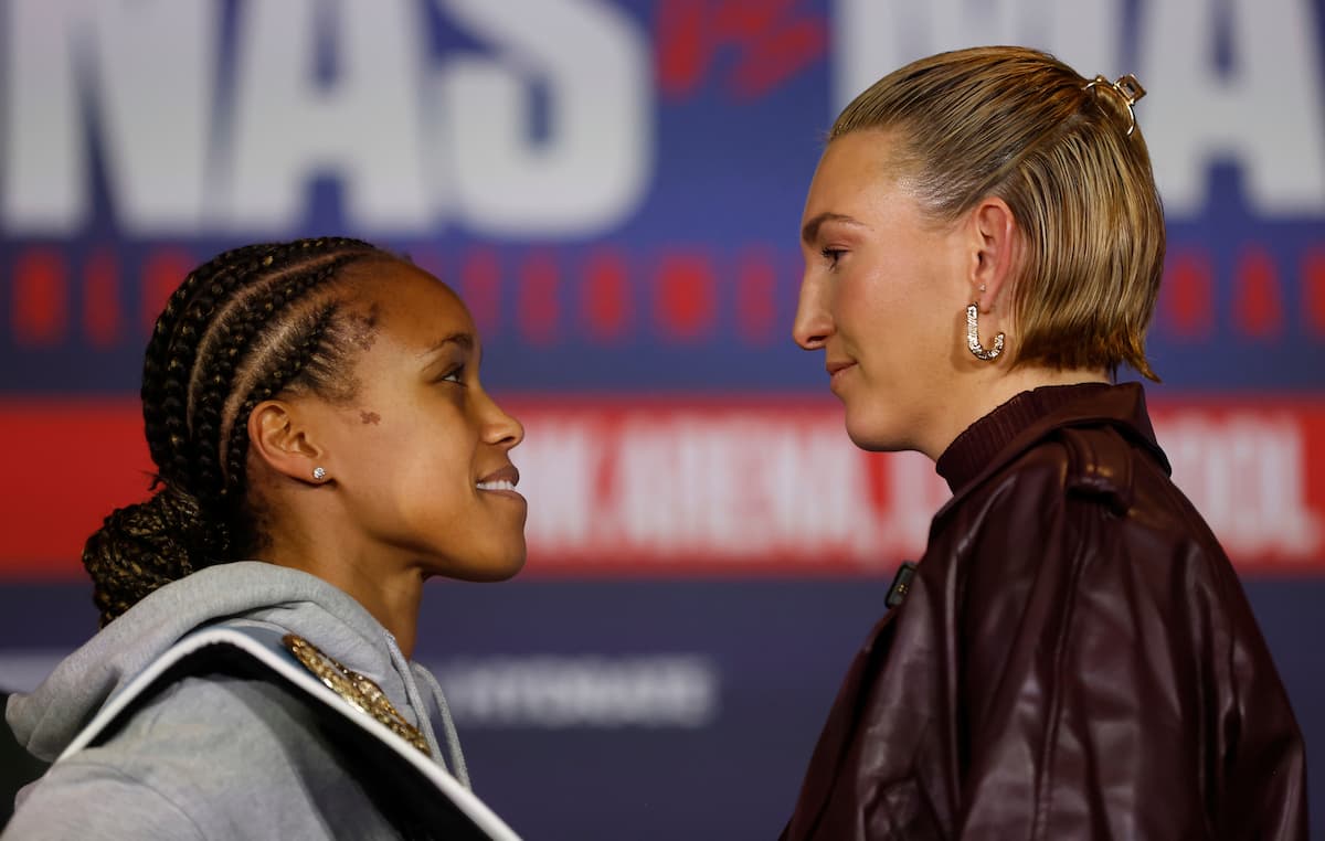 mikaela mayer vs natasha jonas 0023