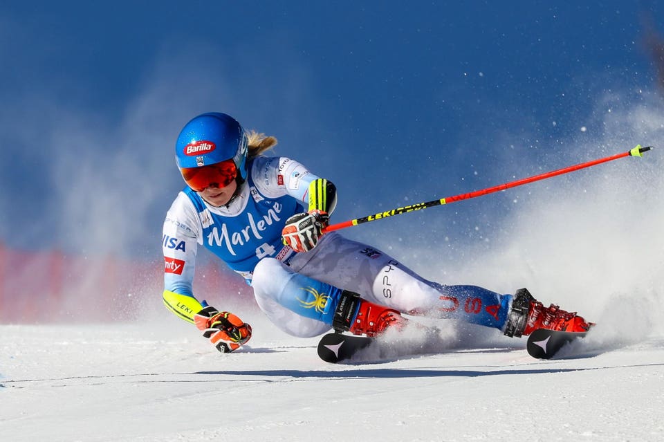 Mikaela Shiffrin ski technique