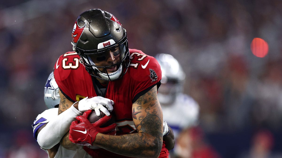 mike evans catch 0009
