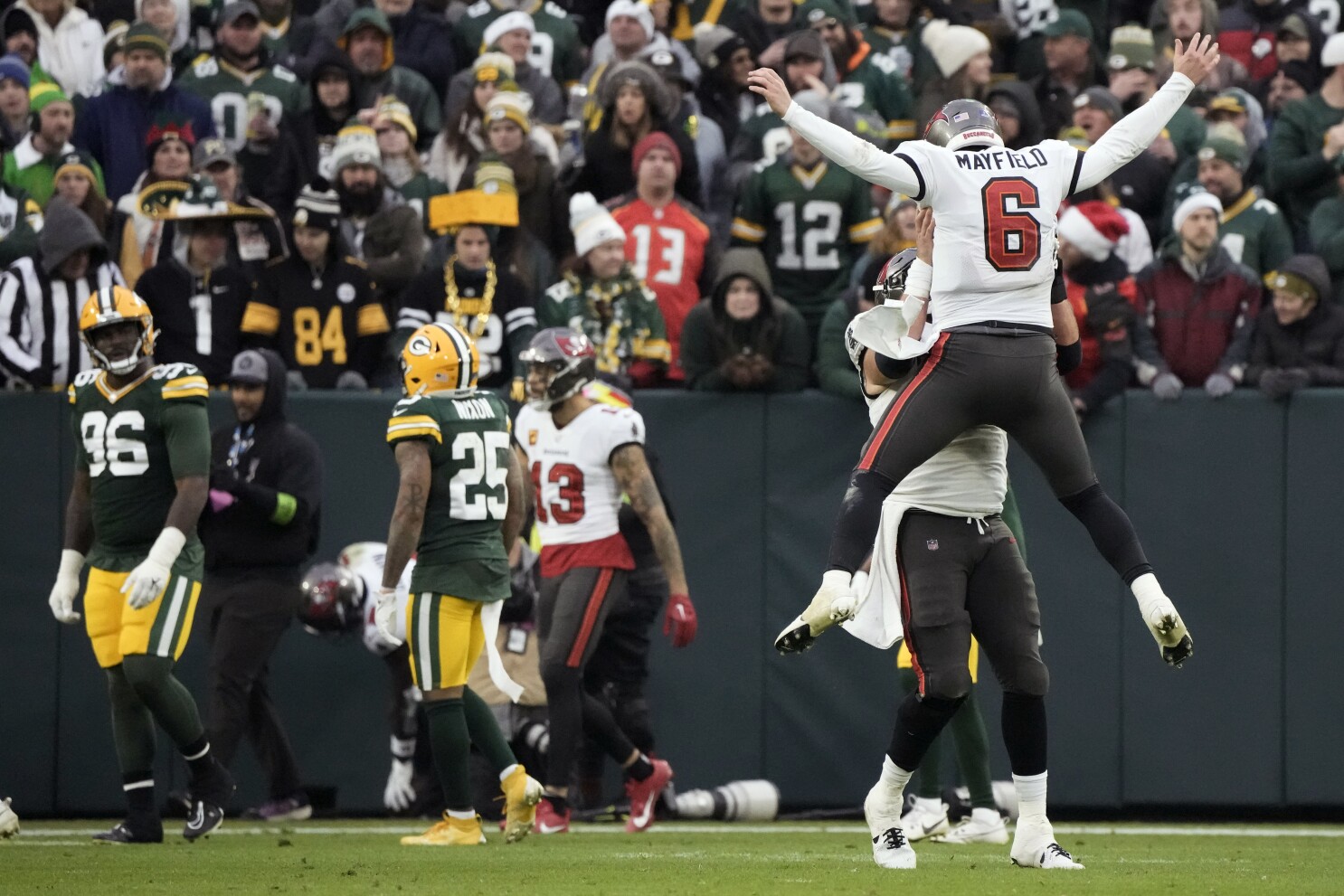 mike evans vs packers 0033