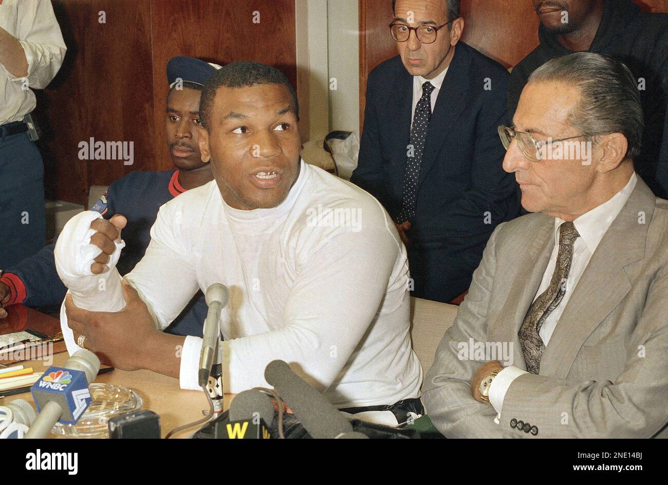 mike tyson and mitch green 0048