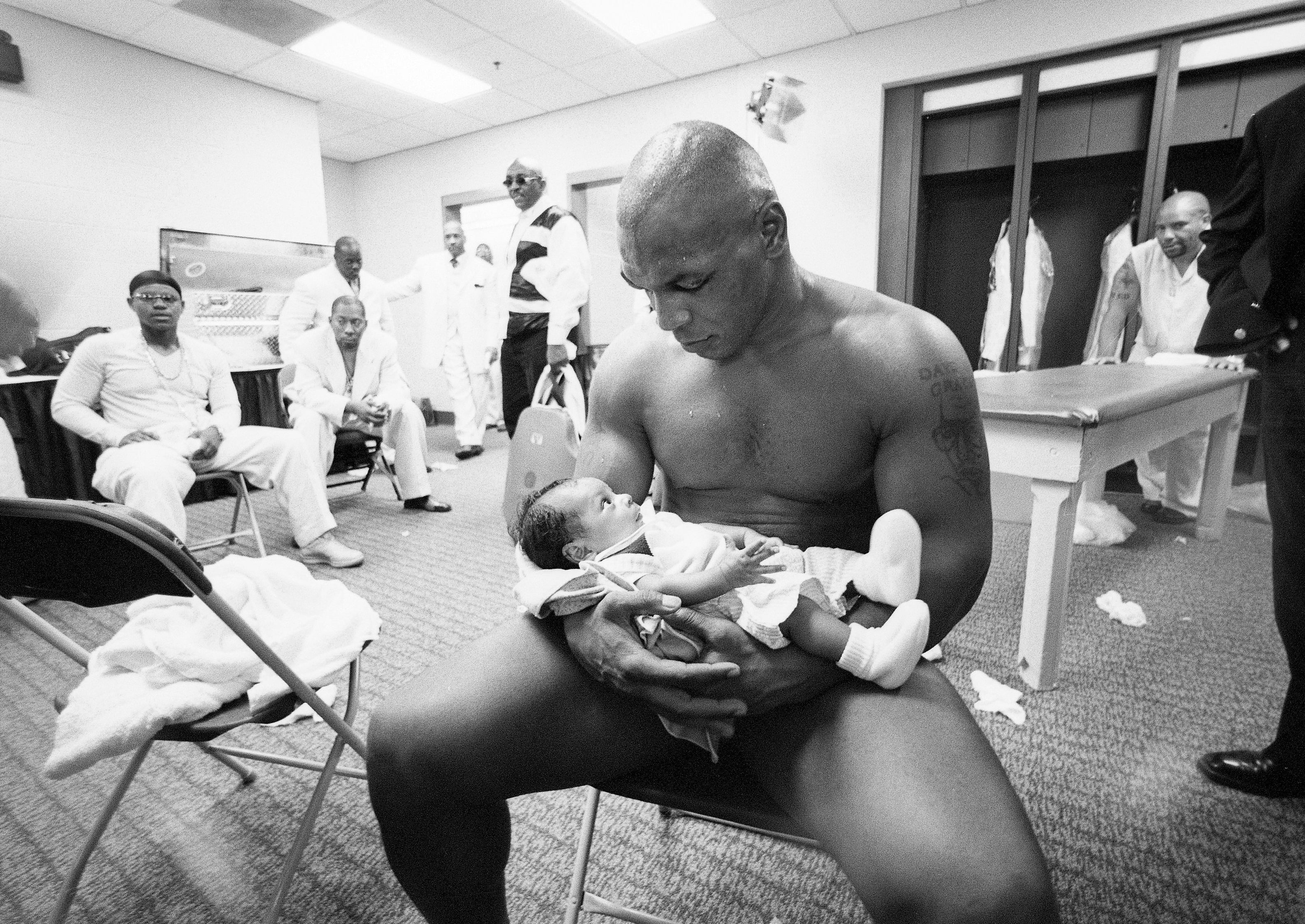 mike tyson bites holyfield ear video 0030