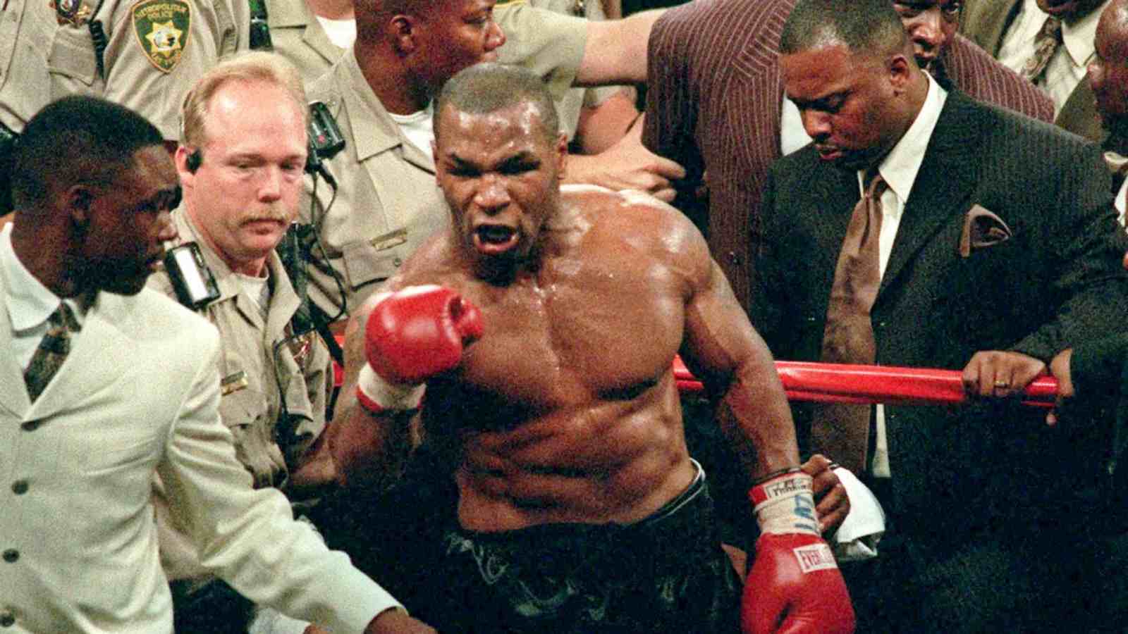 mike tyson mitch green street fight pictures 0046