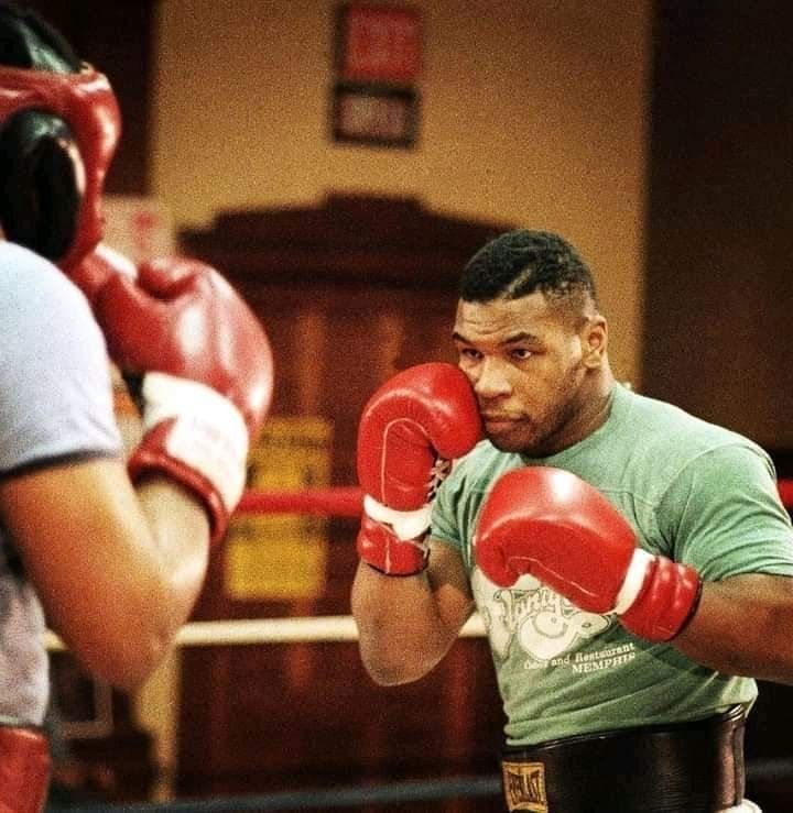 mike tyson profile picture 0034