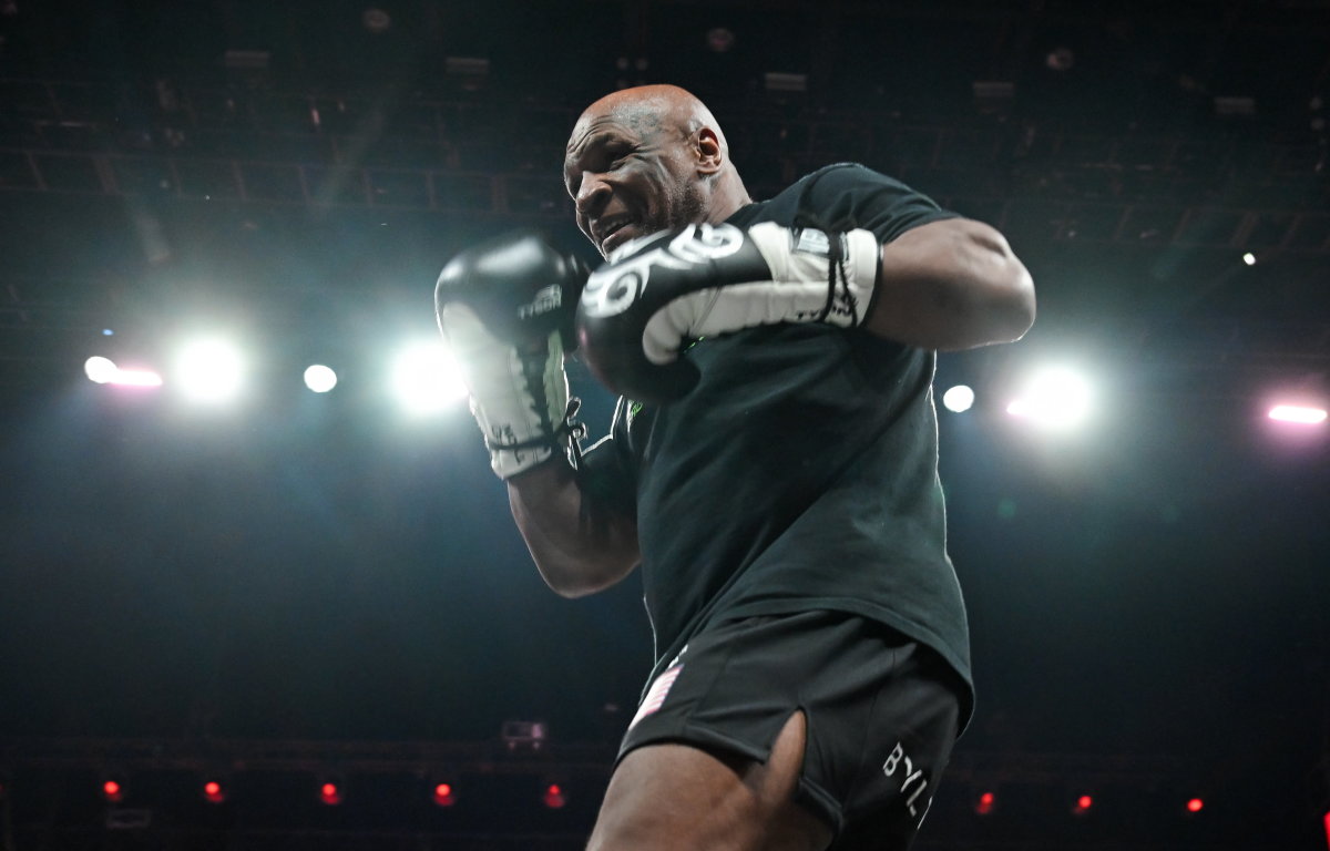 mike tyson weigh in 0015