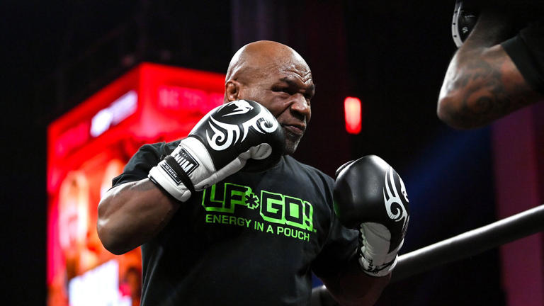 mike tyson weigh in 0045