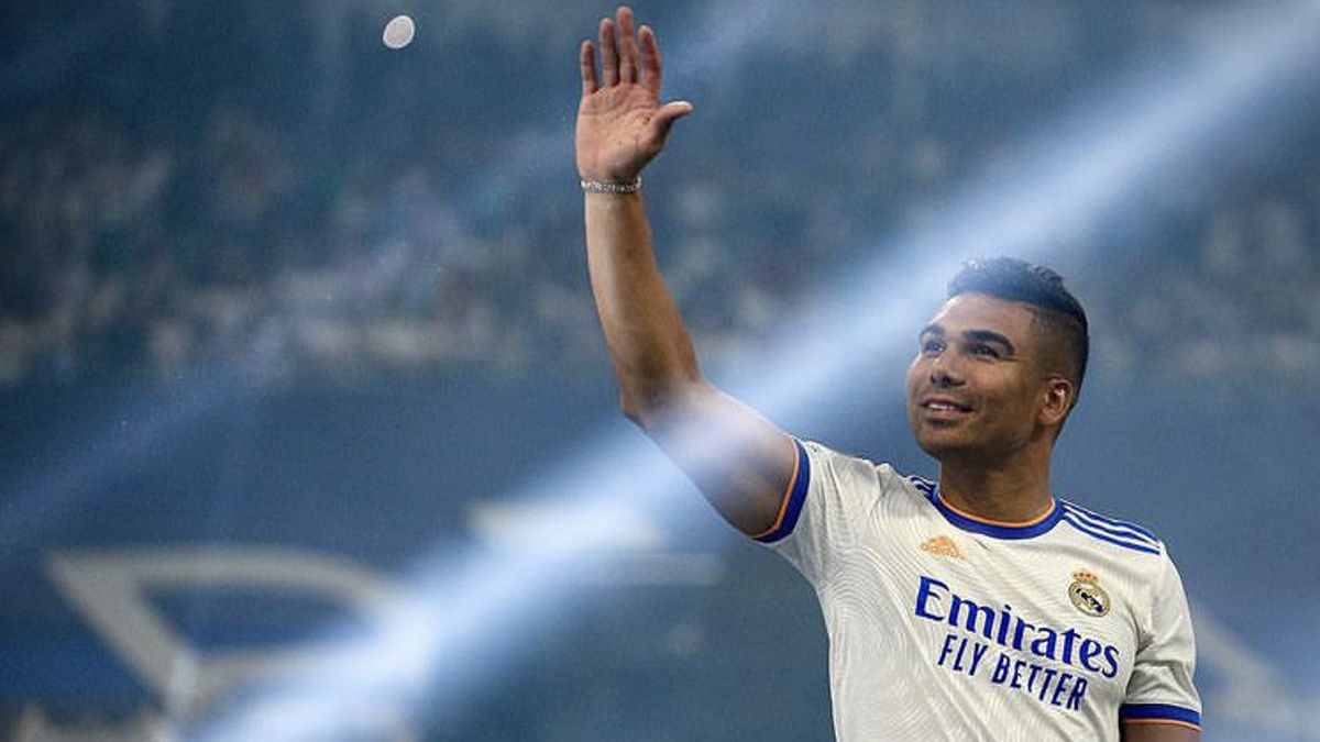 modric kroos casemiro 0038