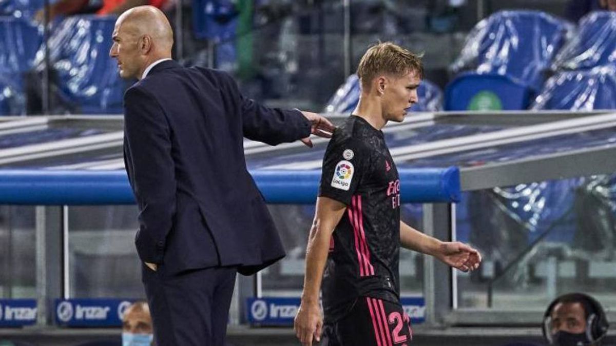 modric kroos casemiro 0077