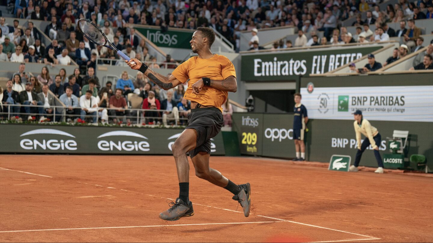 Monfils tennis style