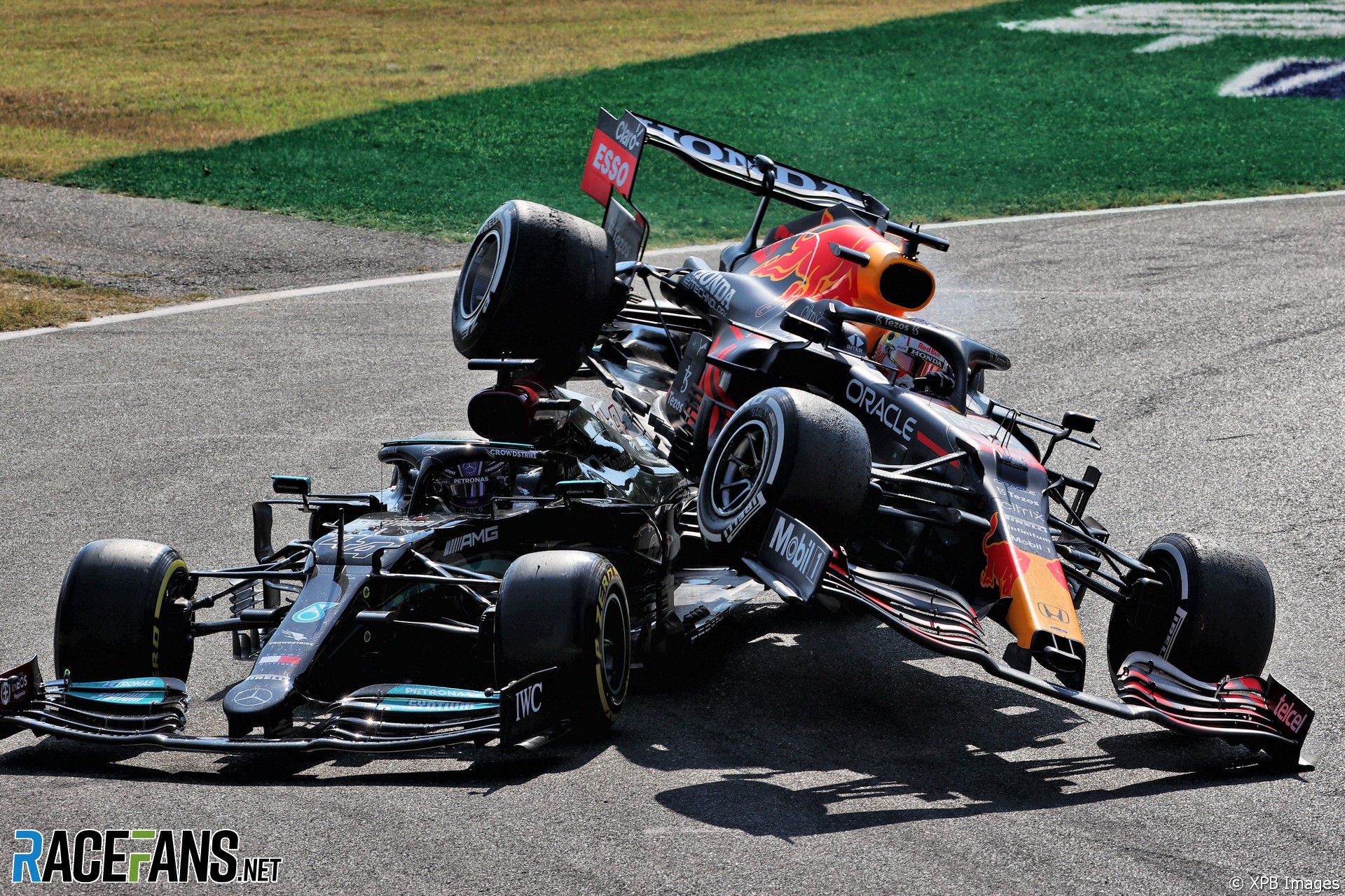 Monza crash highlights