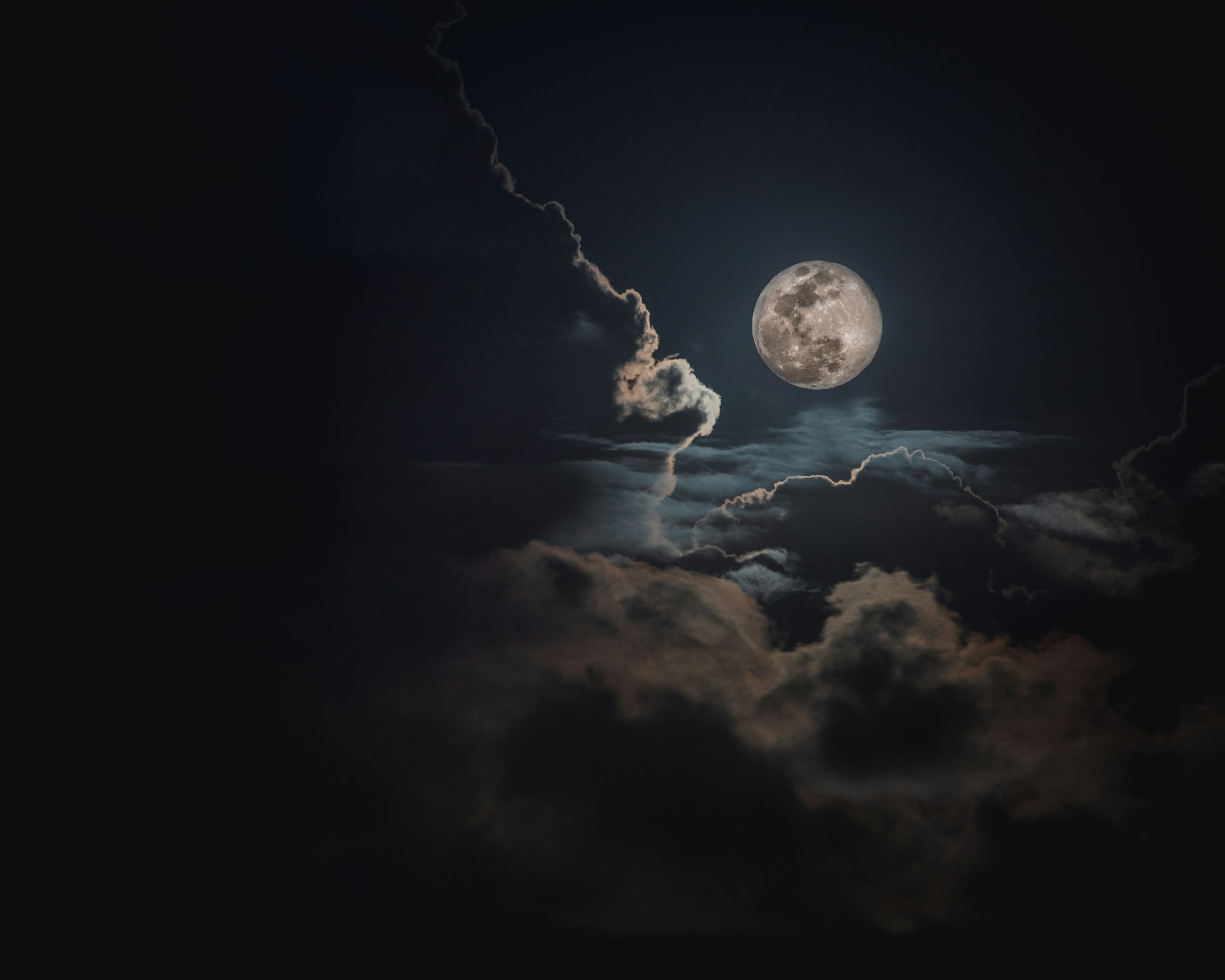 moon portrait 0028