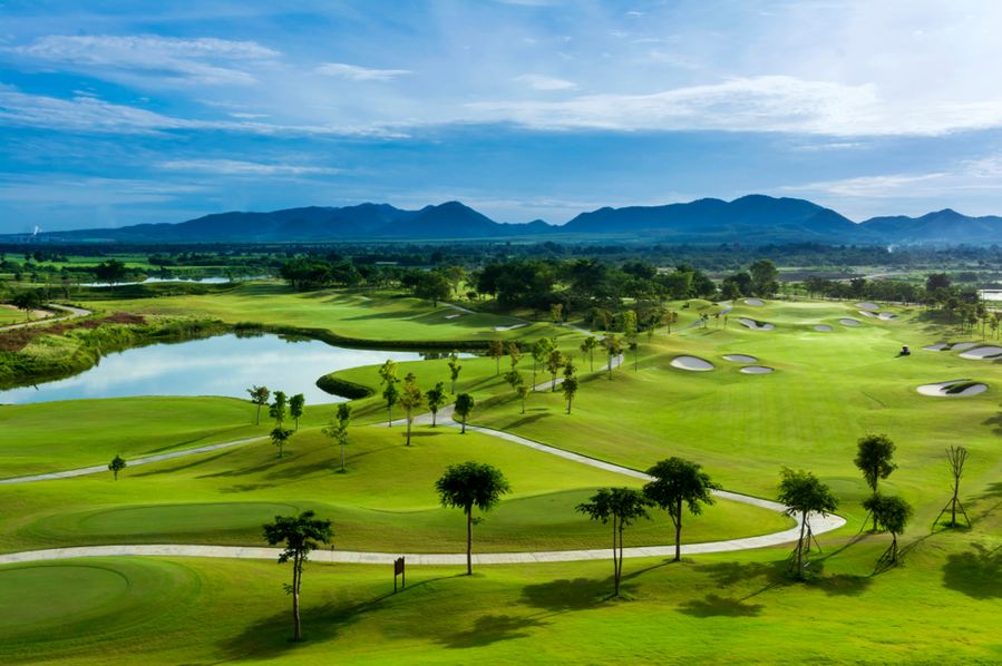 Most famous golf courses in the world 0038
