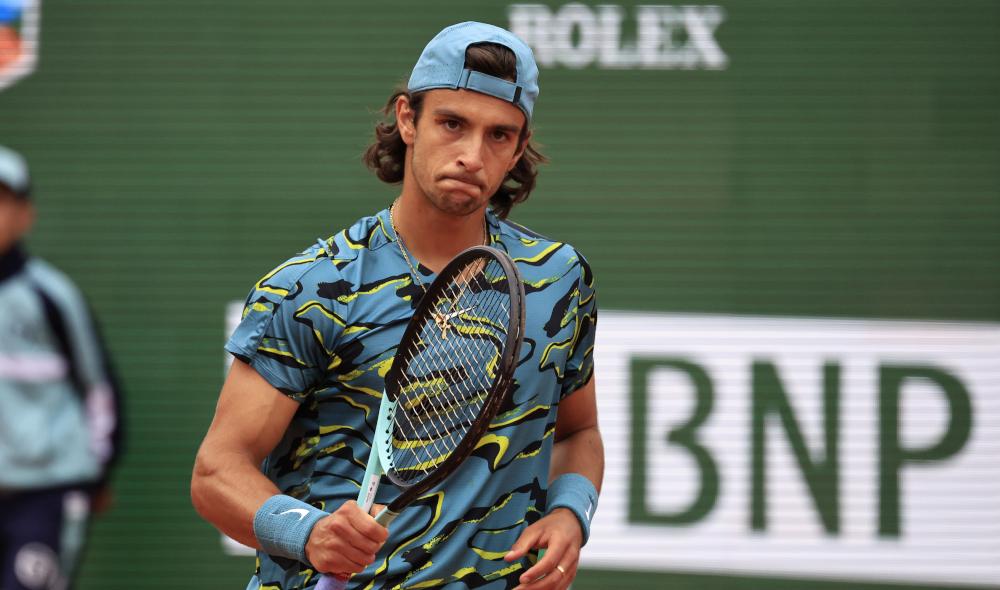 Musetti backhand comparison