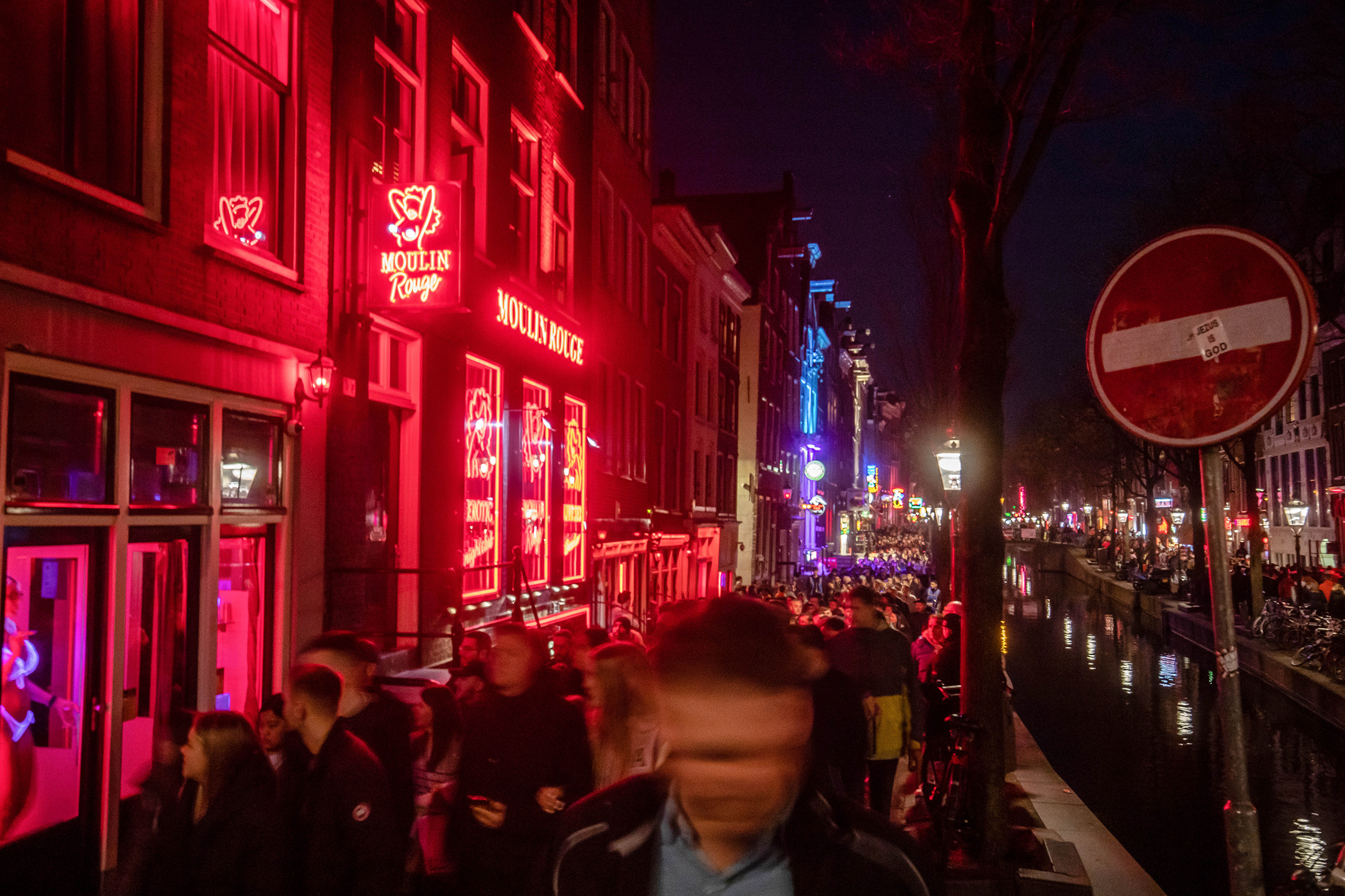 neatherlands time 0045