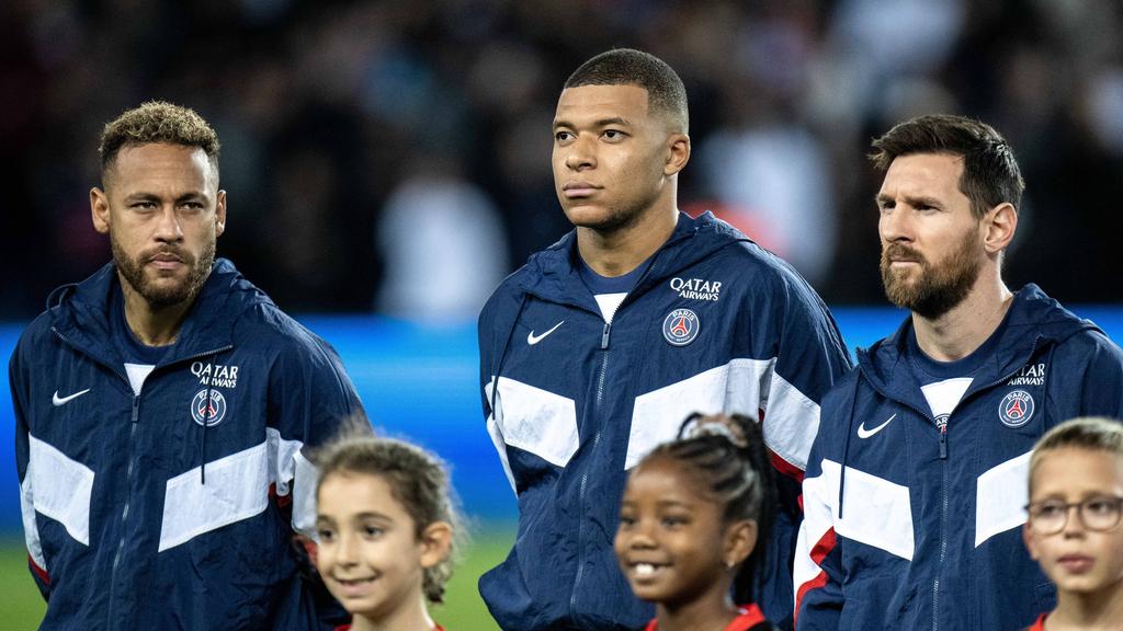 neymar and mbappe and messi 0071