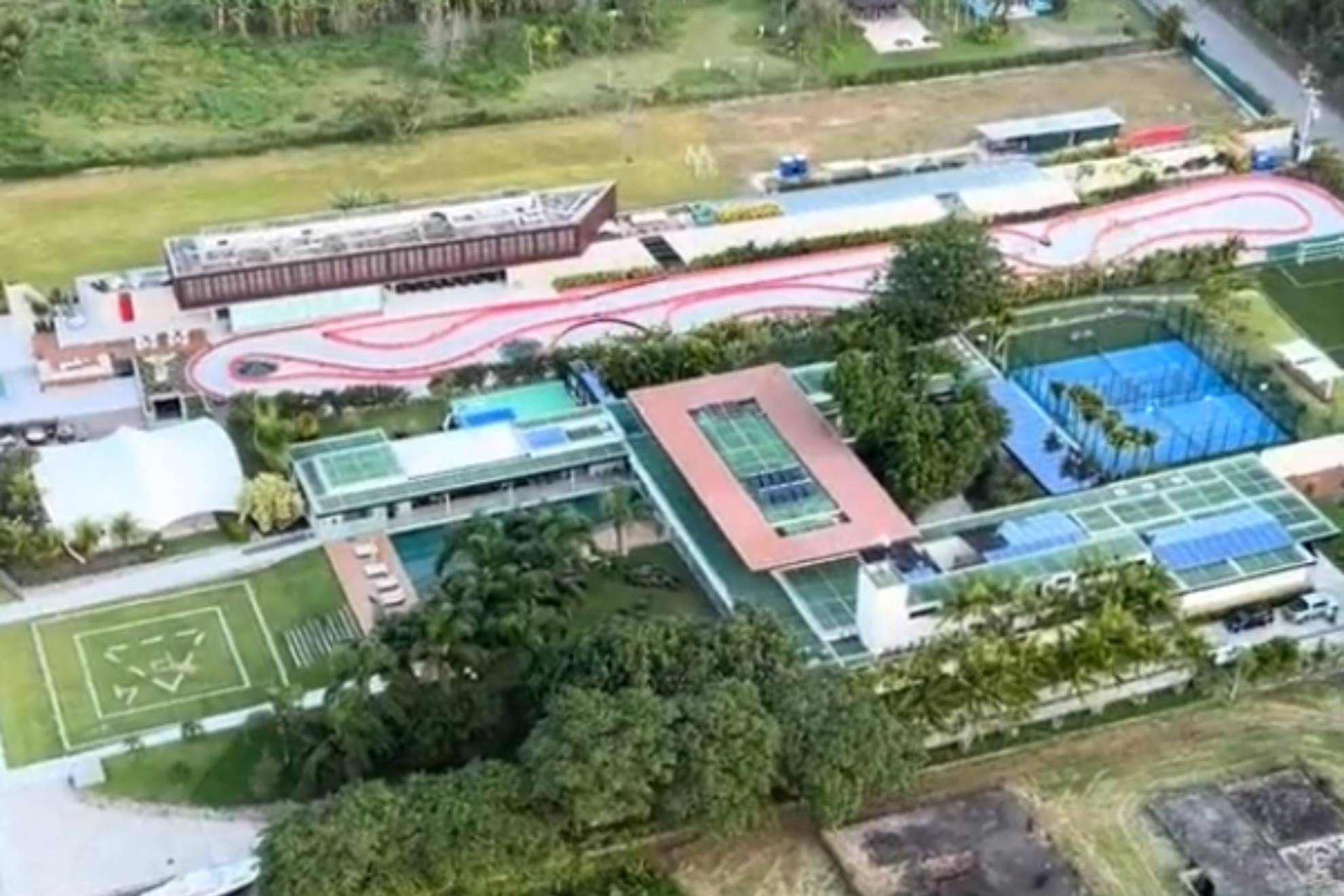 Neymar Jr neighborhood