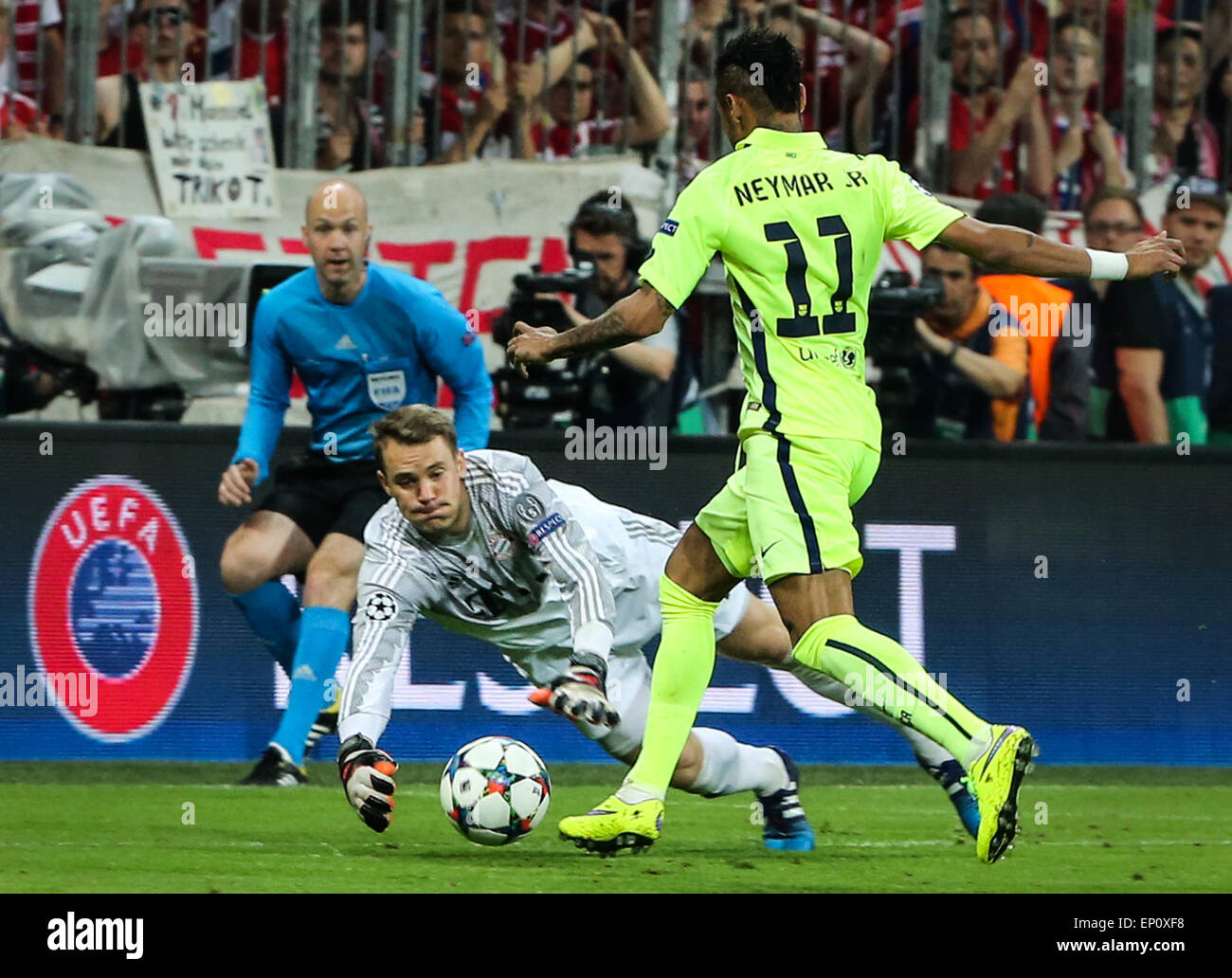 neymar vs bayern 0079