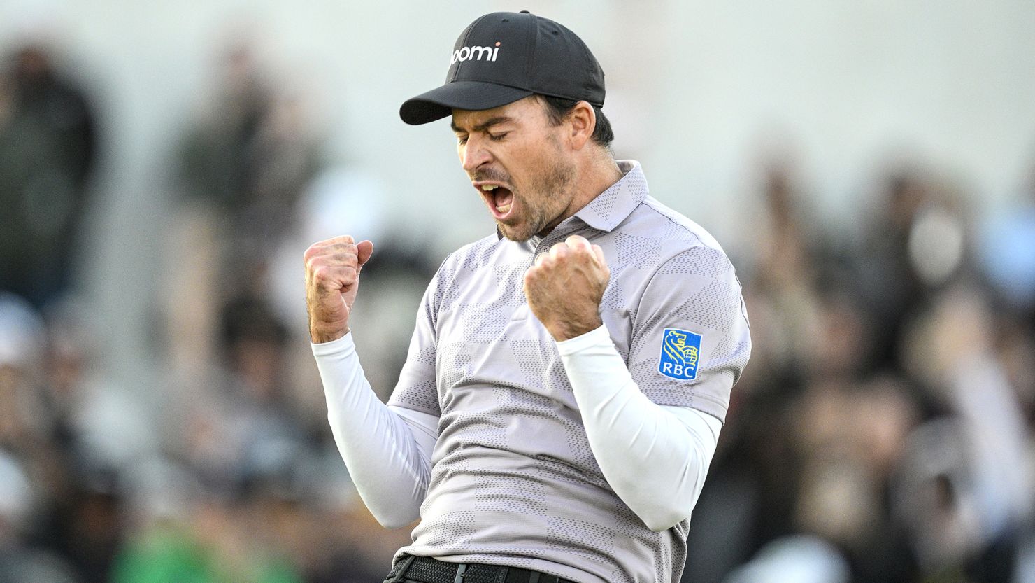 nick taylor putt to win 0010