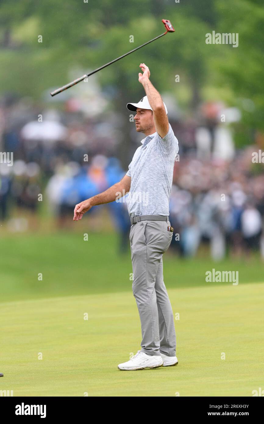 nick taylor putt to win 0016