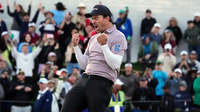 nick taylor putt to win 0022
