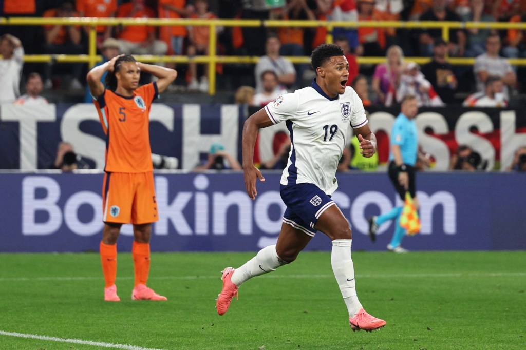 ollie watkins celebration 0032