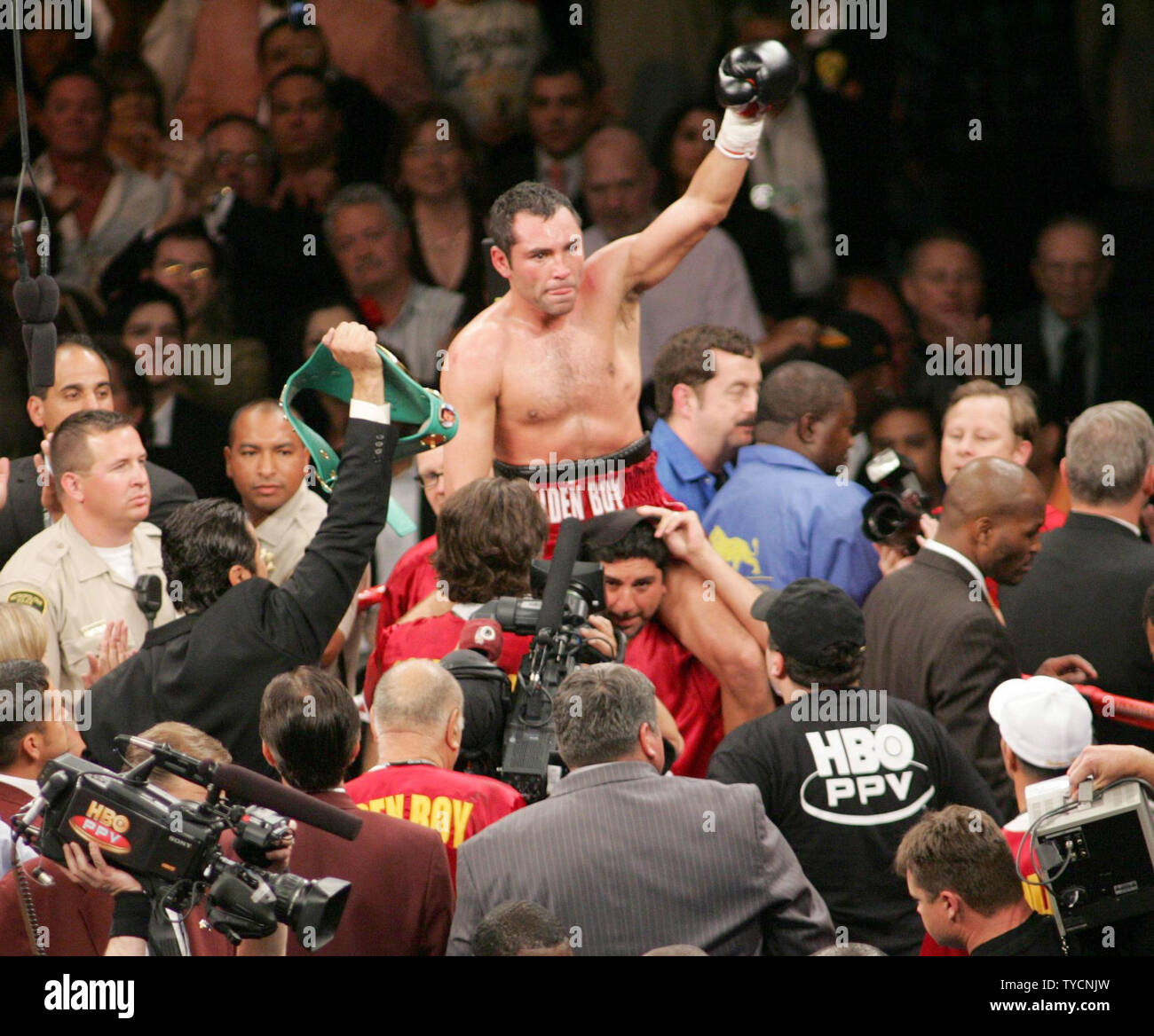 Oscar De La Hoya fight history